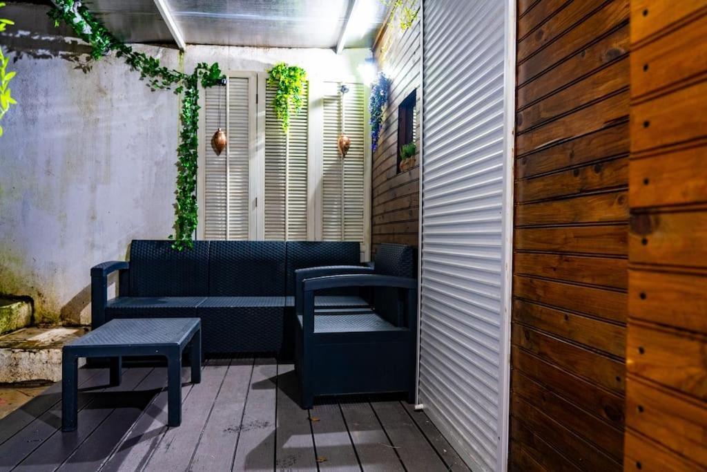 Tropical Jungle Loveroom Centre Apartment *